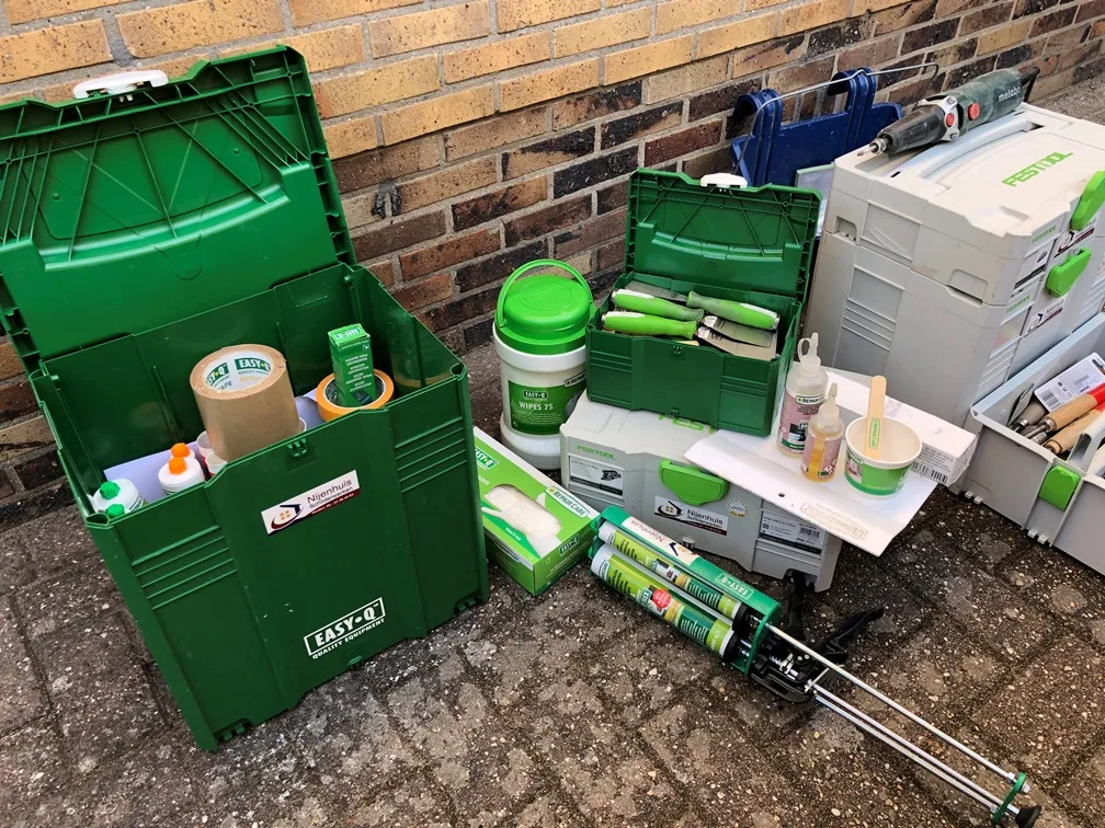 De benodigde Repair-Care zaken om het uit te kunnen voeren